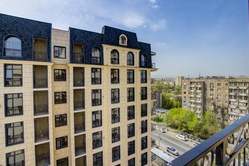 3 комнаты, 79 м², Азия Молл Элитка, 7 этаж, Дизайнерский ремонт: фото 2
