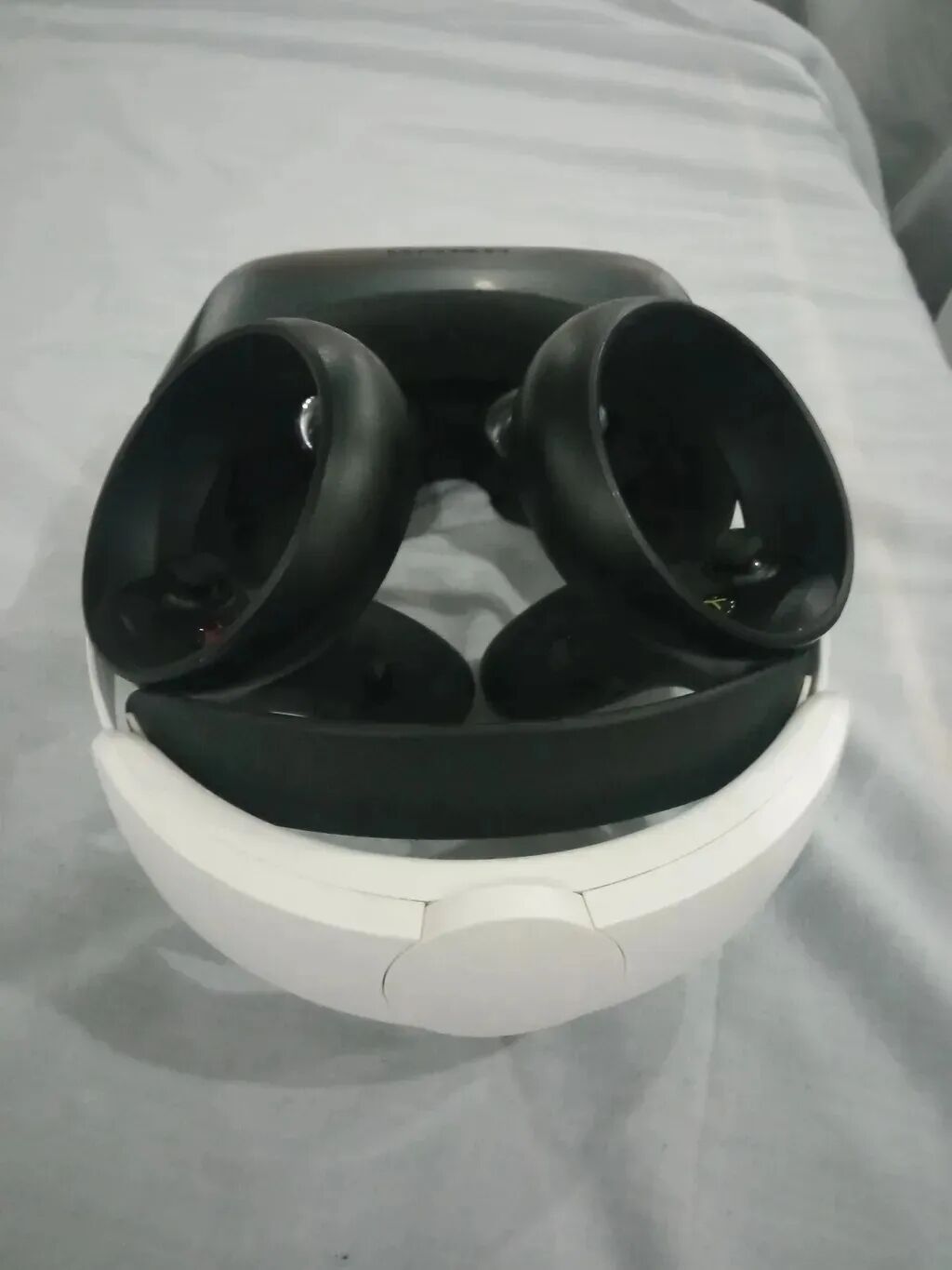 Продаю VR шлем YVR 1 4K Play for dream 125+ игр В комплекте:: фото 6