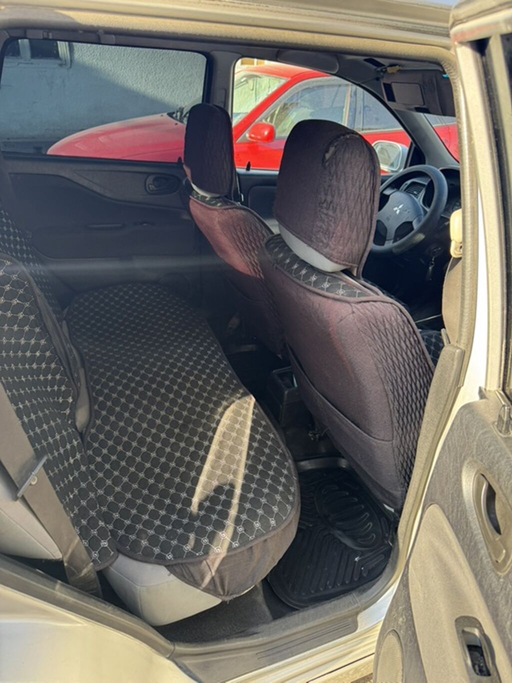 Mitsubishi Space Star: 2002 г., 1.8 л, Автомат, Бензин, Универсал: фото 5