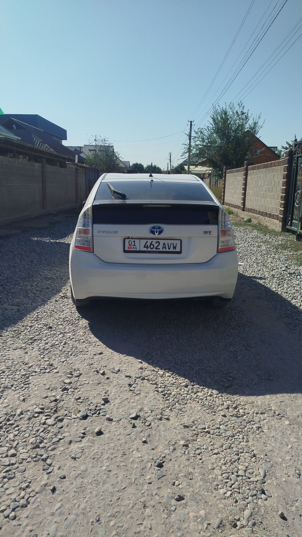 Toyota Prius: 2013 г., 1.8 л, Вариатор, Гибрид, Хэтчбэк: фото 3