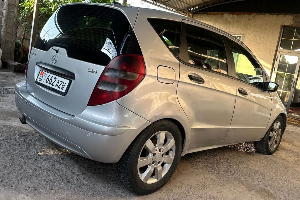 Mercedes-Benz A-Class: 2008 г., 1.9 л, Механика, Дизель, Хэтчбэк: фото 2