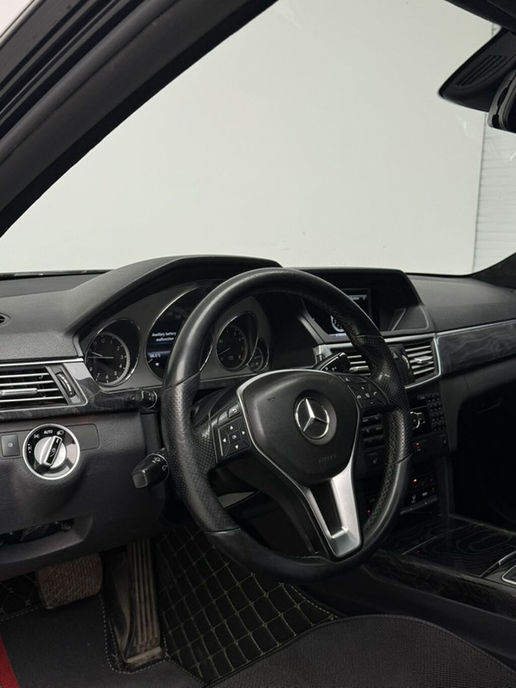 Mercedes-Benz E-Class: 2013 г., 3.5 л, Бензин, Седан: фото 6