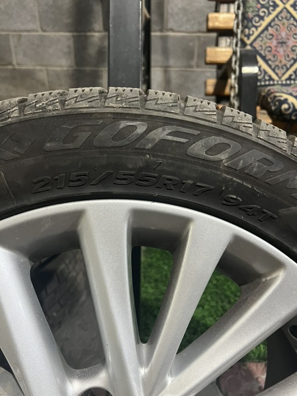Колеса в сборе 215 / 55 / R 17, Зима, Б/у, Комплект, Легковые, Литые, отверстий - 5: фото 2