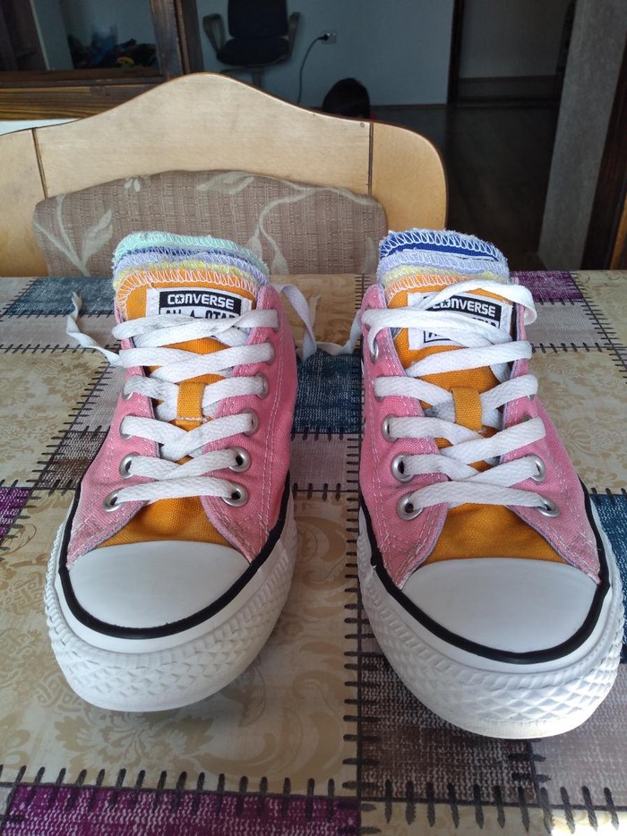 Ženska patike i atletske cipele: Originalne,nosene ali super ocuvane All star patike.... na lalafo.rs Originalne,nosene ali super ocuvane All star patike.... - Loznica