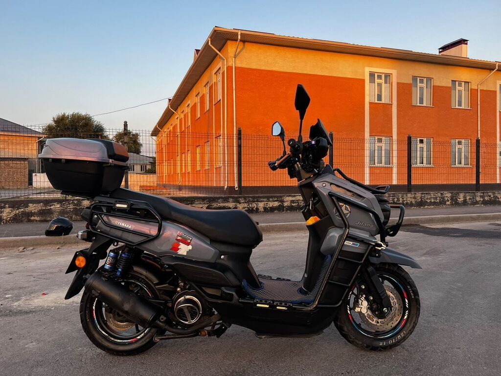 Скутер (Adventure-style) 150–200 см³, автомат (CVT) Особенности и: фото 3