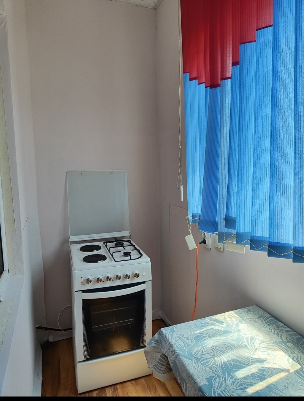 1 комната, 56 м², 12 мкр 107 серия, 4 этаж, Свежий ремонт: фото 6