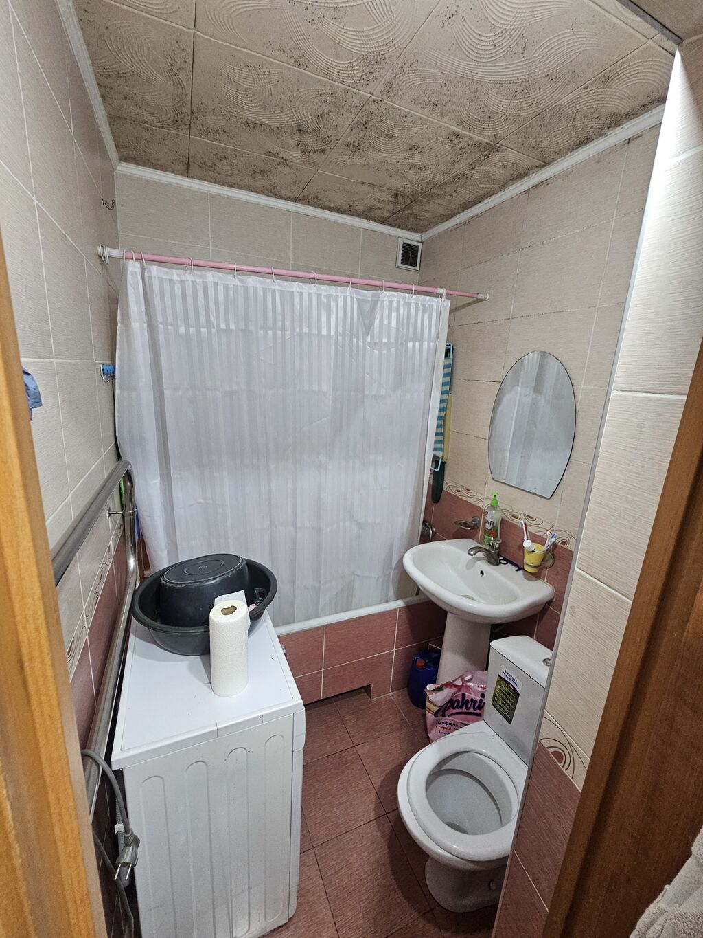 2 комнаты, 40 м², Золотой квадрат Хрущевка, 1 этаж, Требуется ремонт: фото 3