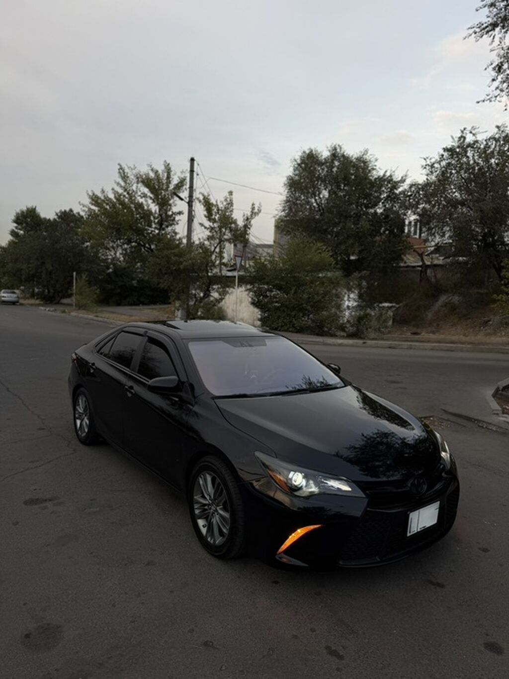 Toyota Camry: 2017 г., 2.5 л, Автомат, Бензин, Седан: фото 3