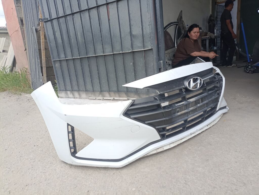 Передний бампер Hyundai Аванте 2019в сборе с декоративной решеткой: фото 2