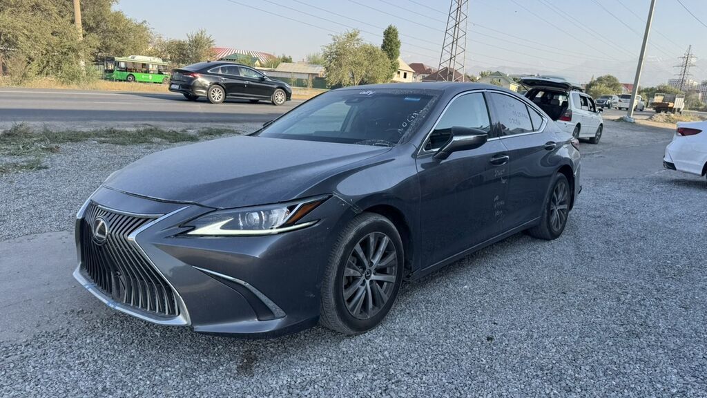 Lexus ES