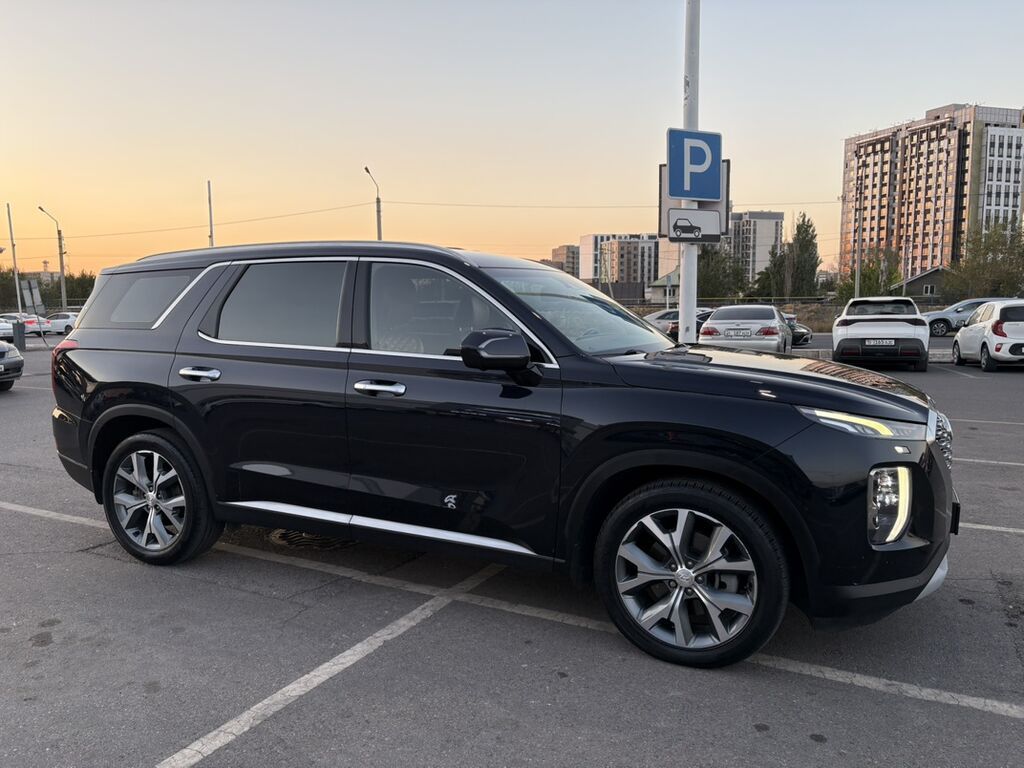 Hyundai Palisade: 2019 г., 2.2 л, Автомат, Дизель, Кроссовер: фото 4