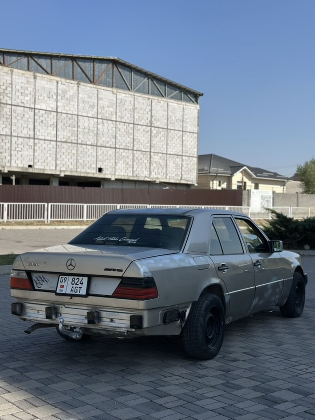 Mercedes-Benz E-Class: 1992 г., 2.2 л, Автомат, Бензин, Седан: фото 4