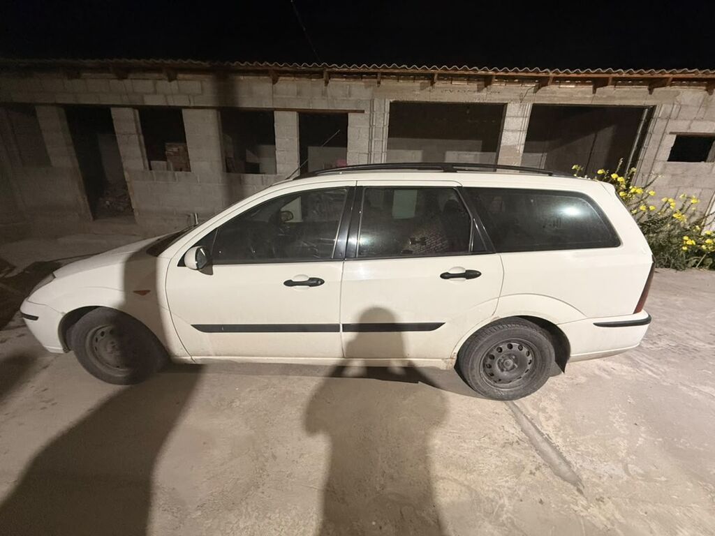 Ford Focus: 2003 г., 1.6 л, Дизель, Универсал: фото 2