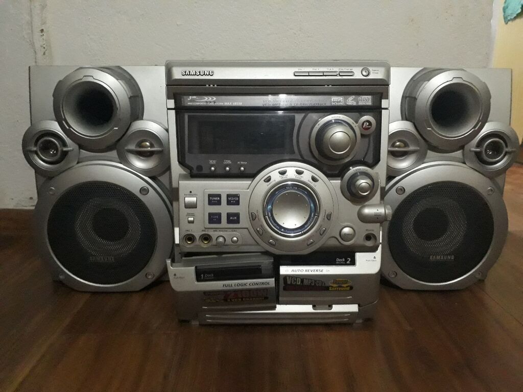 Продаю музыкальный центр Самсунг в хорошем состоянии есть | 5000 KGS ...