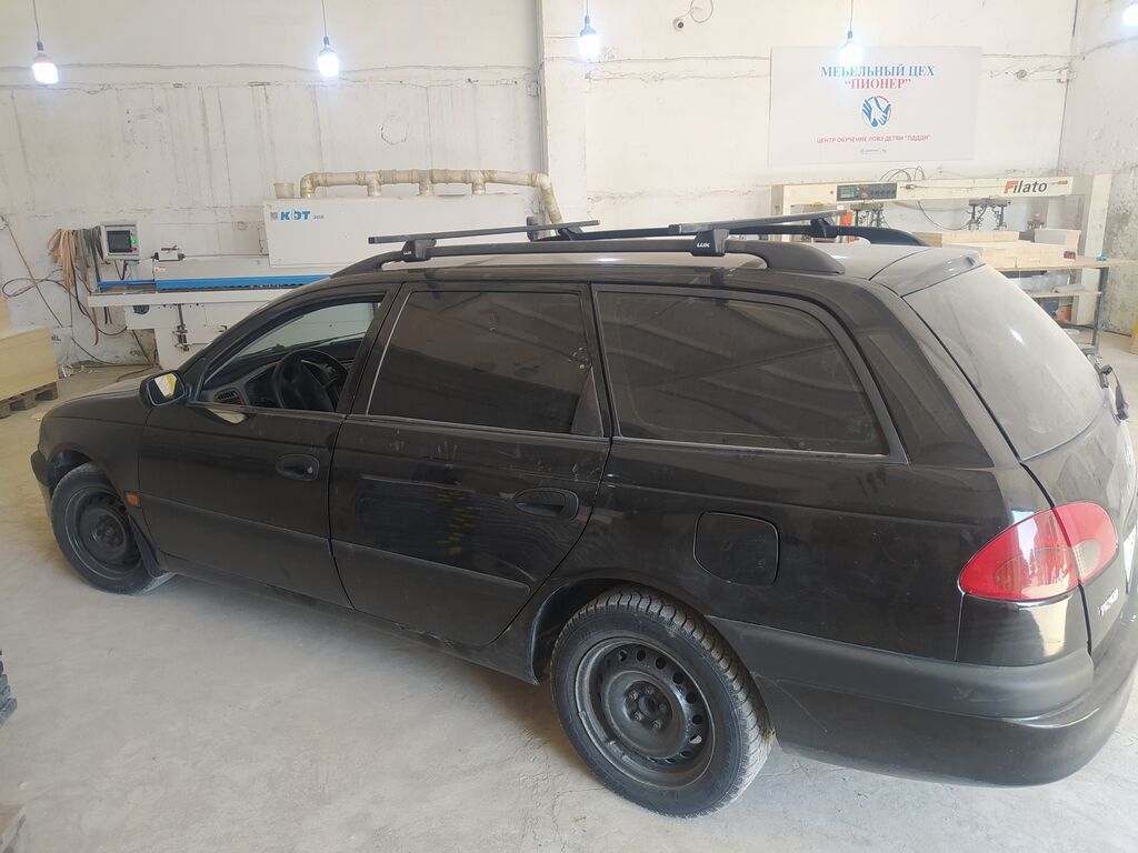 Toyota Avensis: 1998 г., 1.8 л, Механика, Бензин, Универсал: фото 8