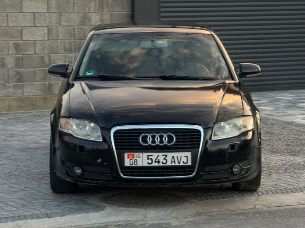 Audi A4: 2006 г., 3.2 л, Механика, Бензин, Седан: фото 3
