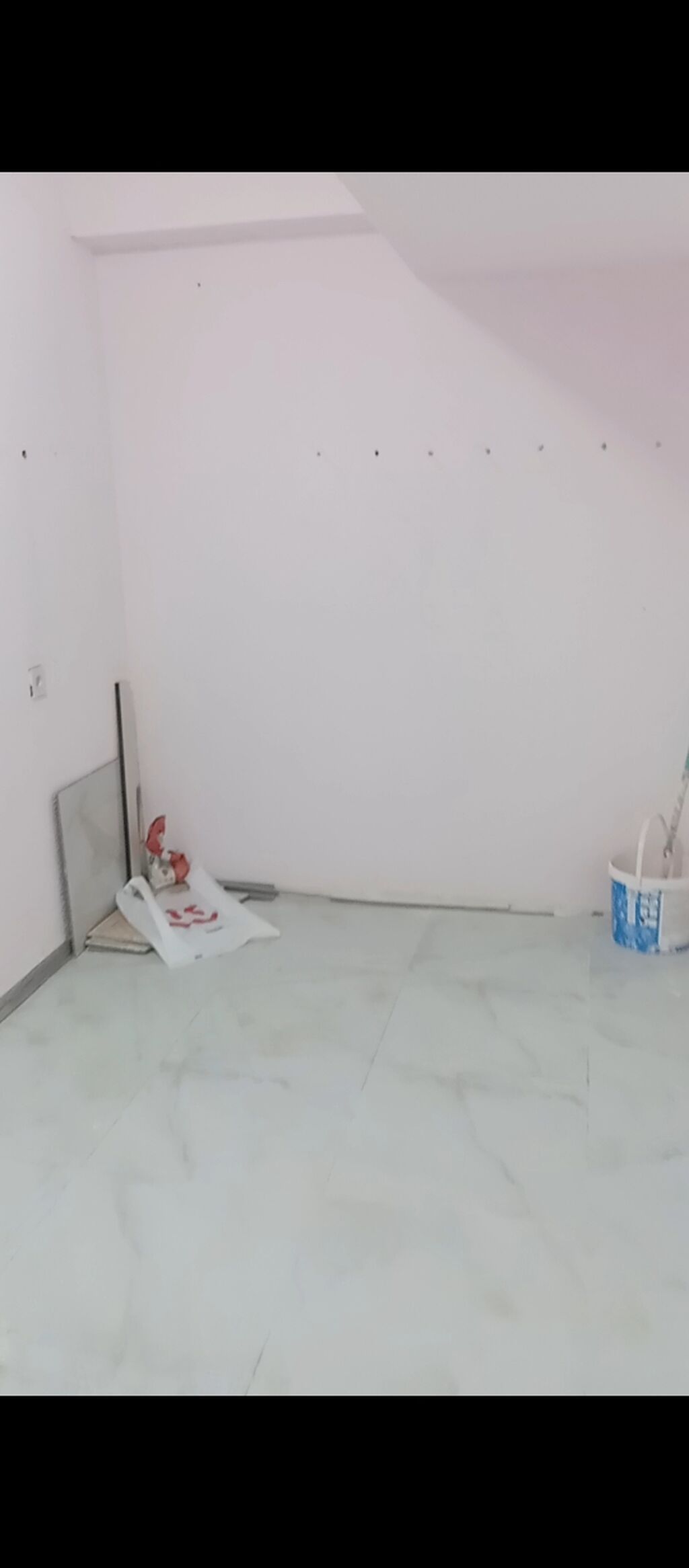 Salam Binəqədi gənclər şəhərciyində 80 kvadrat öz dükanımı icarəyə