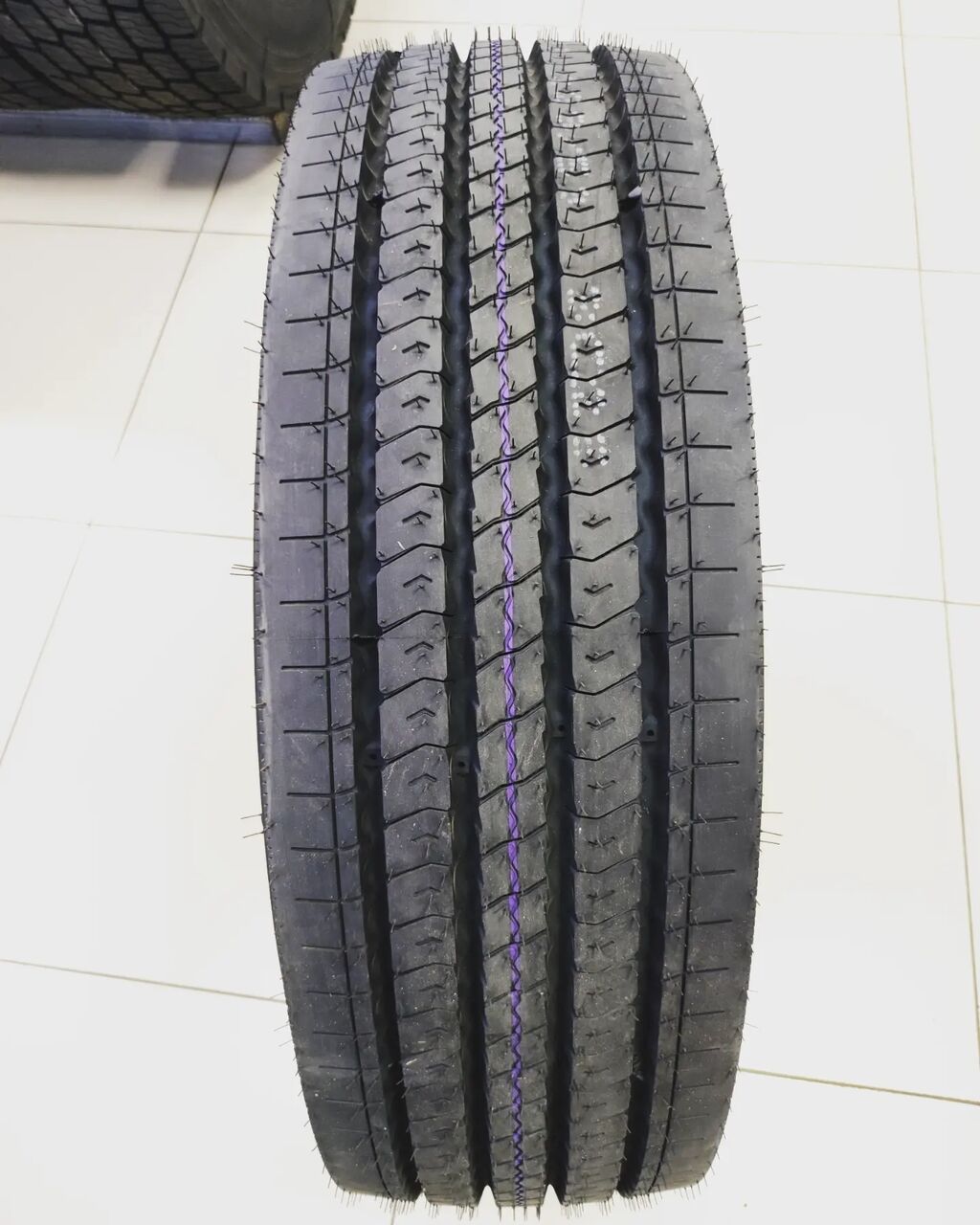 Шина Aeolus 265/70R19.5 18PR AllroadsS предназначена для установки на: фото 2