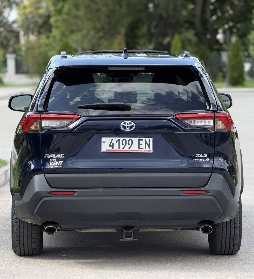 Toyota RAV4: 2021 г., 2.5 л, Автомат, Гибрид, Кроссовер: фото 4