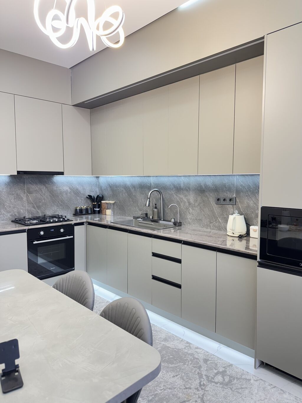 2 комнаты, 86 м², Ала-Арча ТРЦ Элитка, 2 этаж, Евроремонт: фото 2
