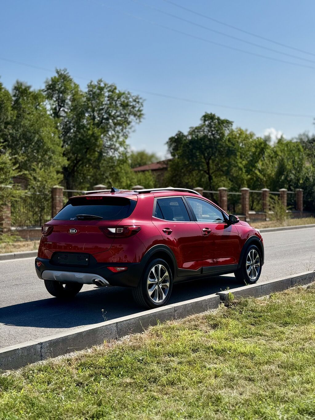 Kia Stonic: 2019 г., 1.4 л, Автомат, Бензин, Кроссовер: фото 6