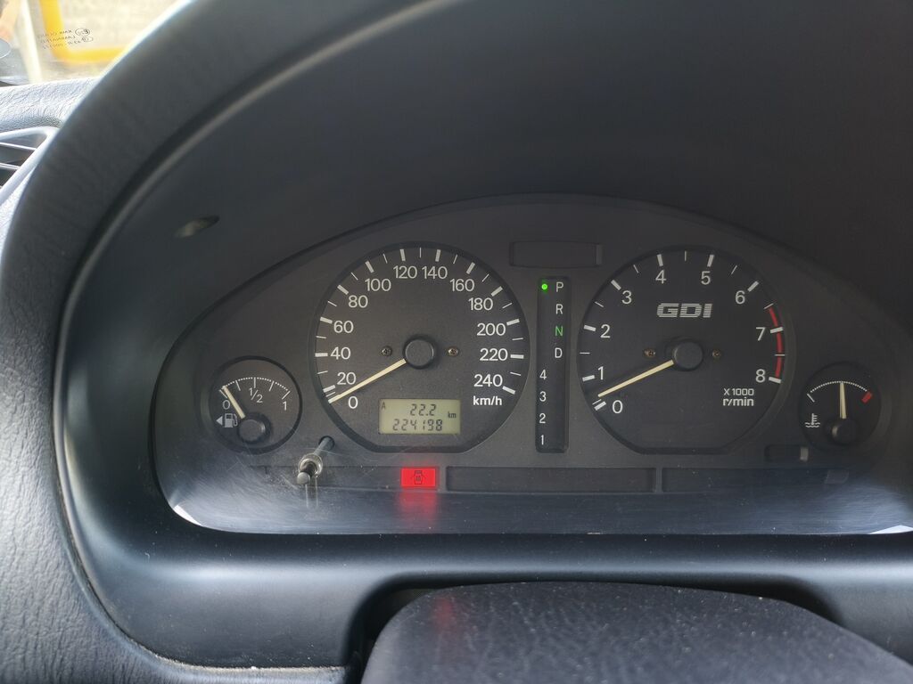 Mitsubishi Carisma: 2004 г., 1.8 л, Автомат, Бензин, Лифтбек: фото 7