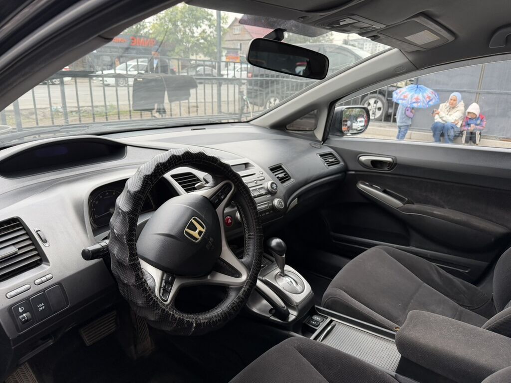 Honda Civic: 2007 г., 1.8 л, Автомат, Бензин, Седан: фото 5