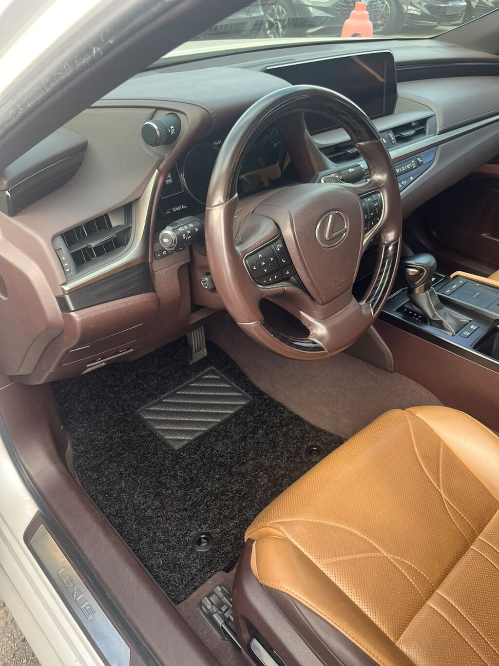 Lexus ES: 2020 г., 2.5 л, Гибрид, Седан: фото 6