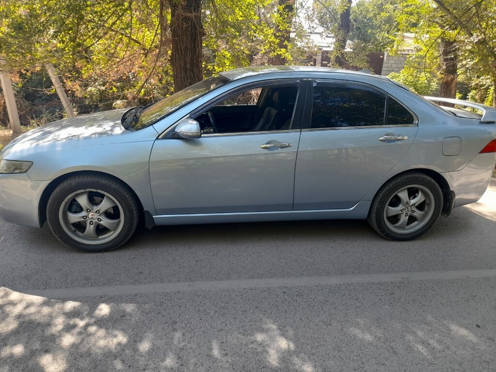 Honda Accord: 2004 г., 2.4 л, Типтроник, Бензин, Седан: фото 2