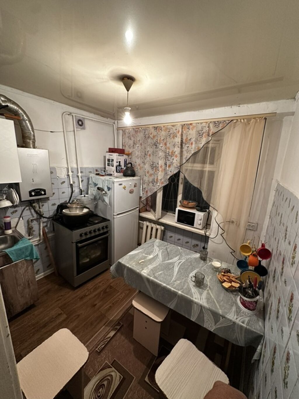 2 комнаты, 44 м², 104 серия, 1 этаж, Старый ремонт: фото 2