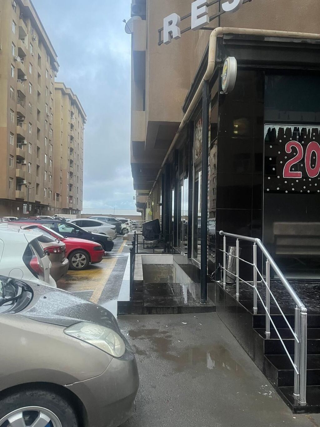 Abseron Rayon Mehemmedi kendinde Baki yeni yasayis massivində 2 Otaqli