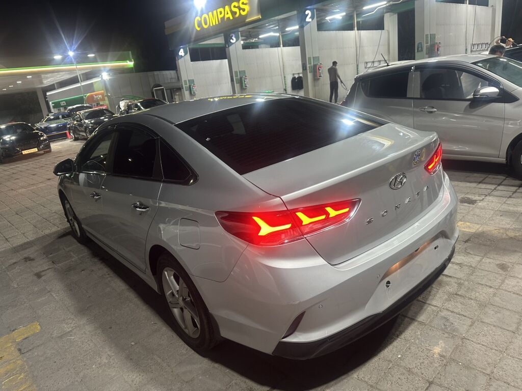 Hyundai Sonata: 2021 г., 2 л, Автомат, Газ, Седан: фото 2