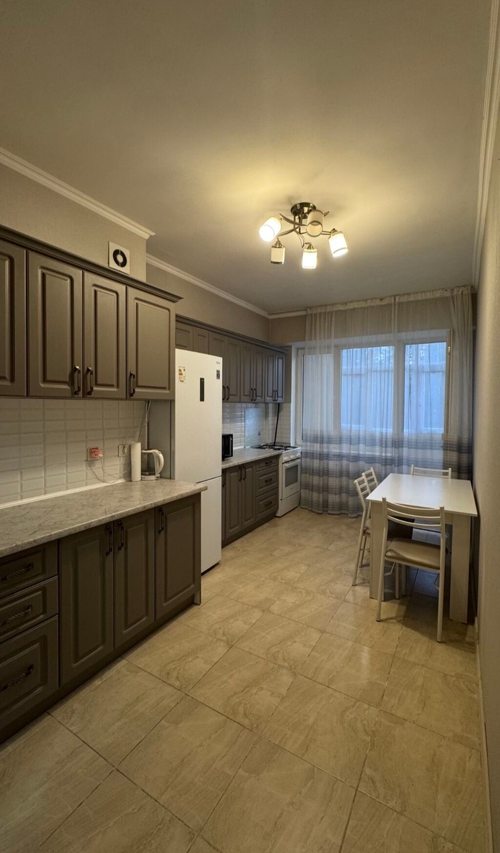 Сдается 2х ком кв, 65 м2. Элитка. Район Юг-2, ул. Льва: фото 7