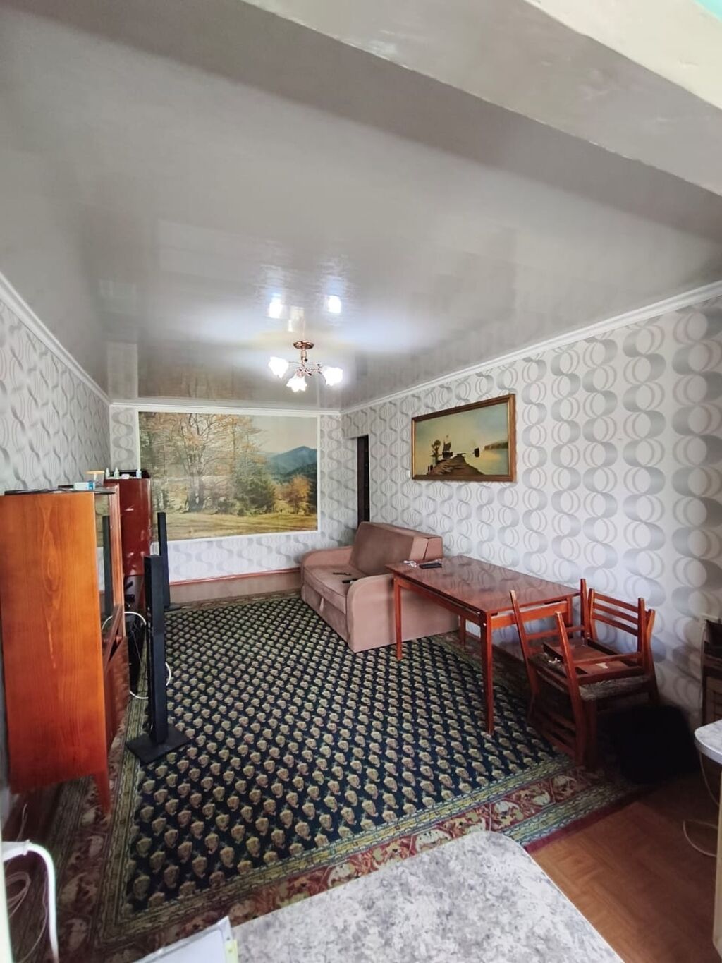 2 комнаты, 44 м², 3 мкр 104 серия, 3 этаж, Старый ремонт: фото 2