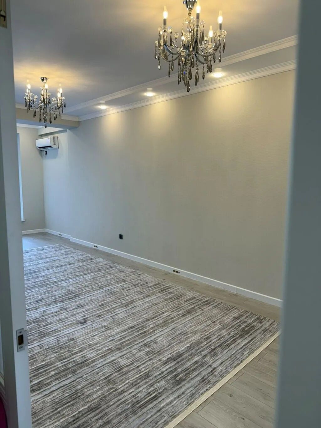 3 комнаты, 98 м², Восток-5 мкр Элитка, 4 этаж, Дизайнерский ремонт: фото 2