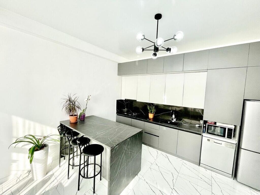 250 м², 6 комнат, Нижний Джал (Джал-23), Без животных: фото 1