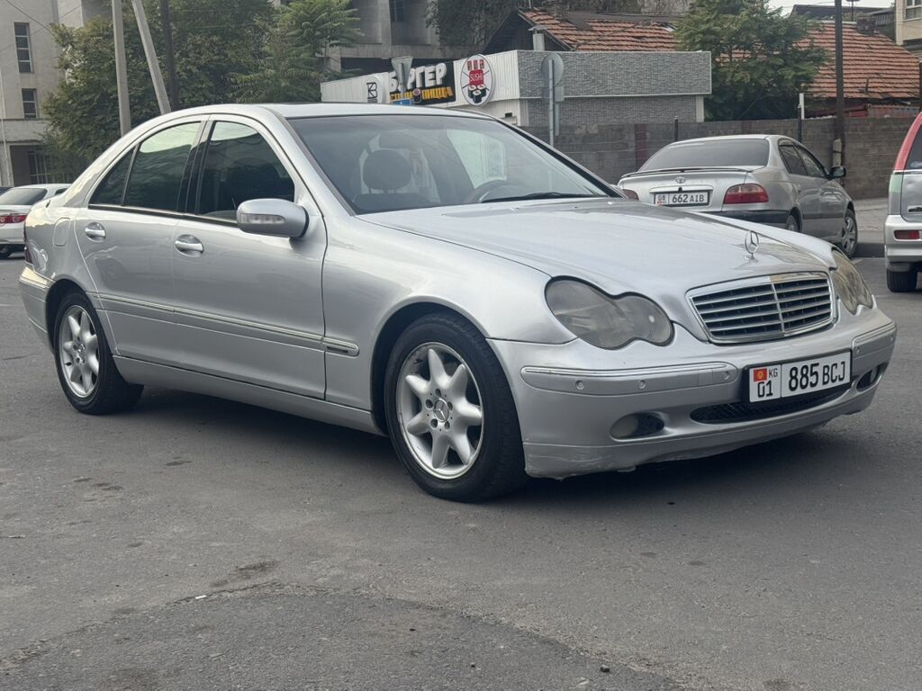 Mercedes-Benz C-Class: 2001 г., 2.7 л, Автомат, Дизель, Седан: фото 2