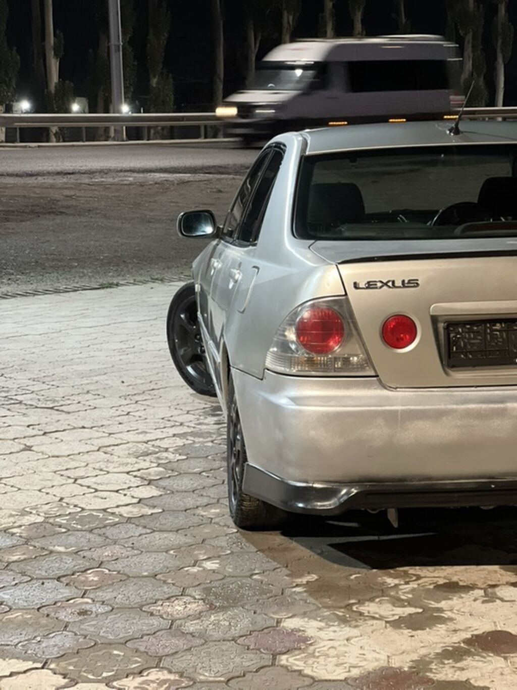 Toyota Altezza: 2003 г., Седан: фото 6