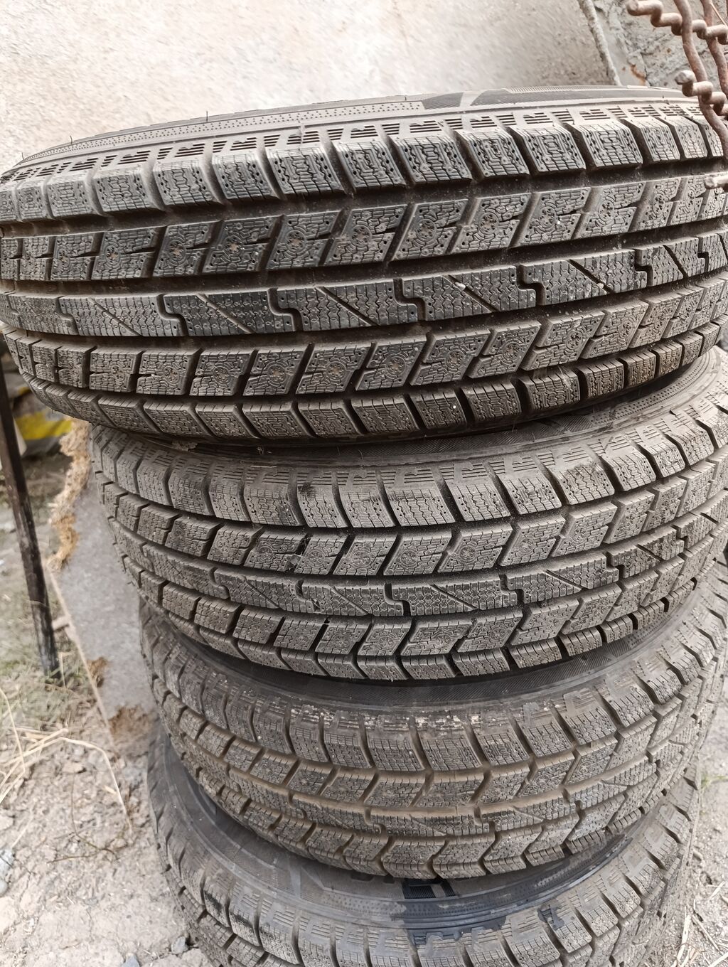 Зимние колеса в сборе (4 шт.)с дисками175/70/13 - Шины: 175/70 R13: фото 4
