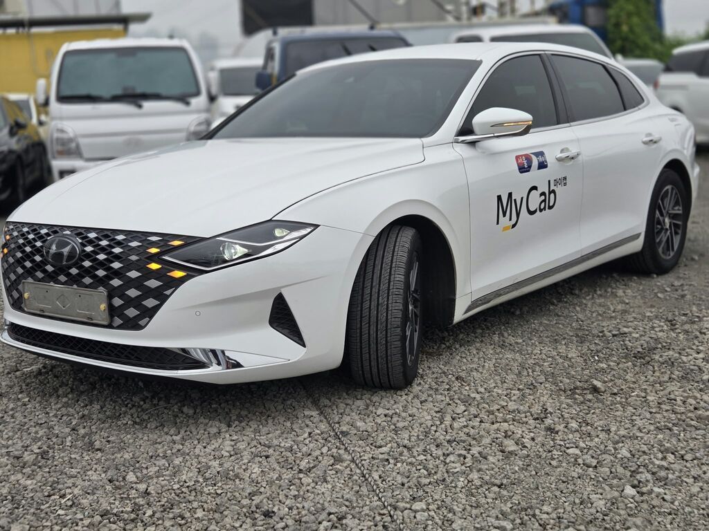 Hyundai Grandeur: 2020 г., 3 л, Автомат, Газ, Седан: фото 3