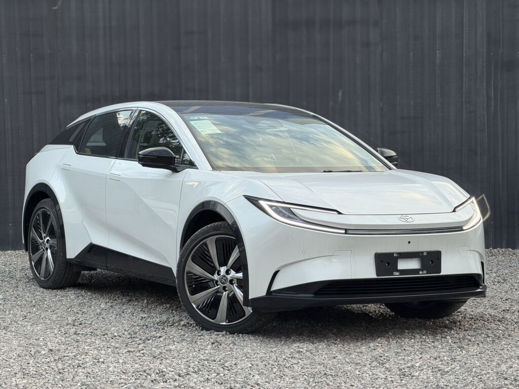 Toyota bZ5: 2026 г., 0.1 л, Автомат, Электромобиль, Кроссовер: фото 1