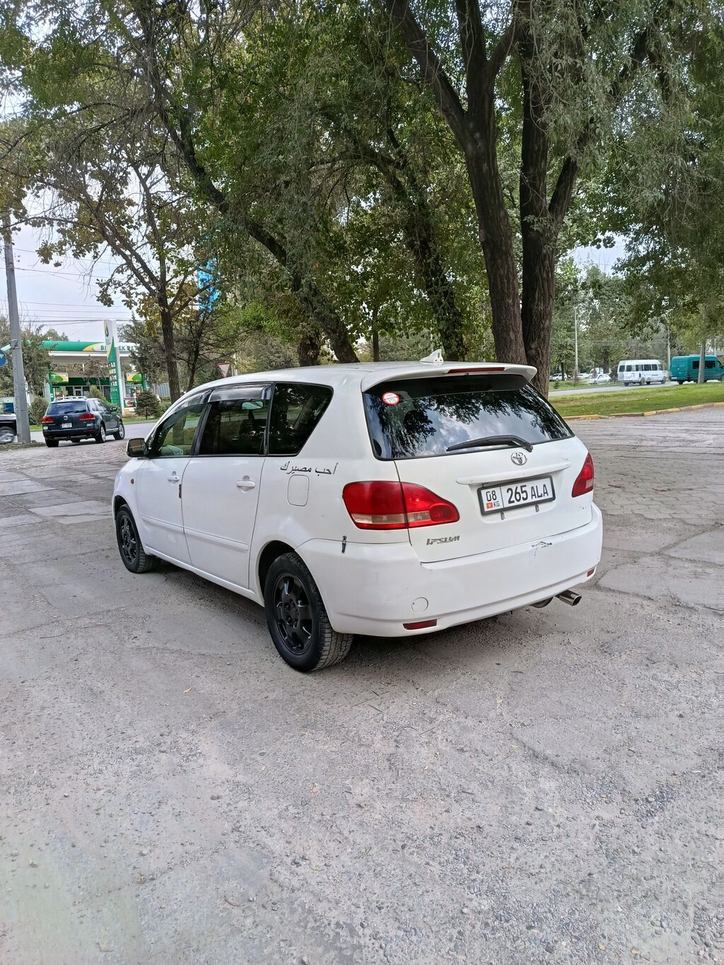 Toyota Ipsum: 2002 г., 2.4 л, Автомат, Бензин, Минивэн: фото 3