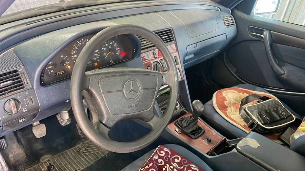 Mercedes-Benz C-Class: 1998 г., 1.8 л, Механика, Бензин, Универсал: фото 4
