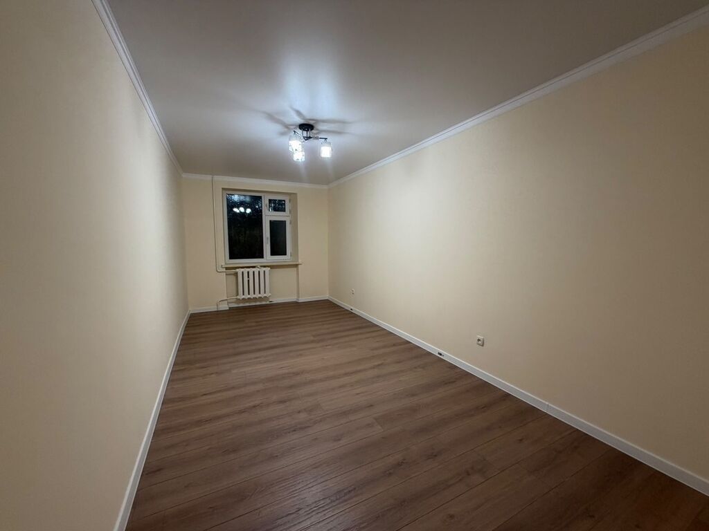 2 комнаты, 50 м², Индивидуалка, 2 этаж, Свежий ремонт: фото 3