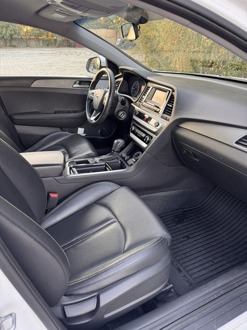 Hyundai Sonata: 2019 г., Автомат, Бензин, Седан: фото 6