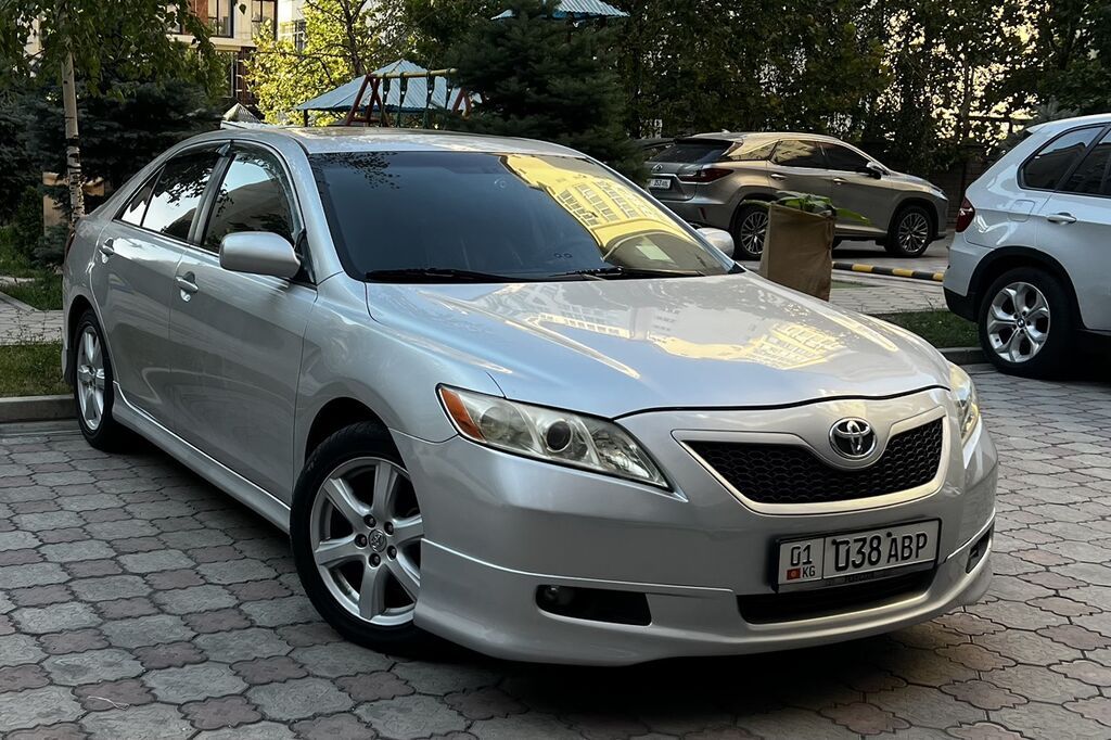 Toyota Camry: 2009 г., 2.5 л, Автомат, Бензин, Седан: фото 1