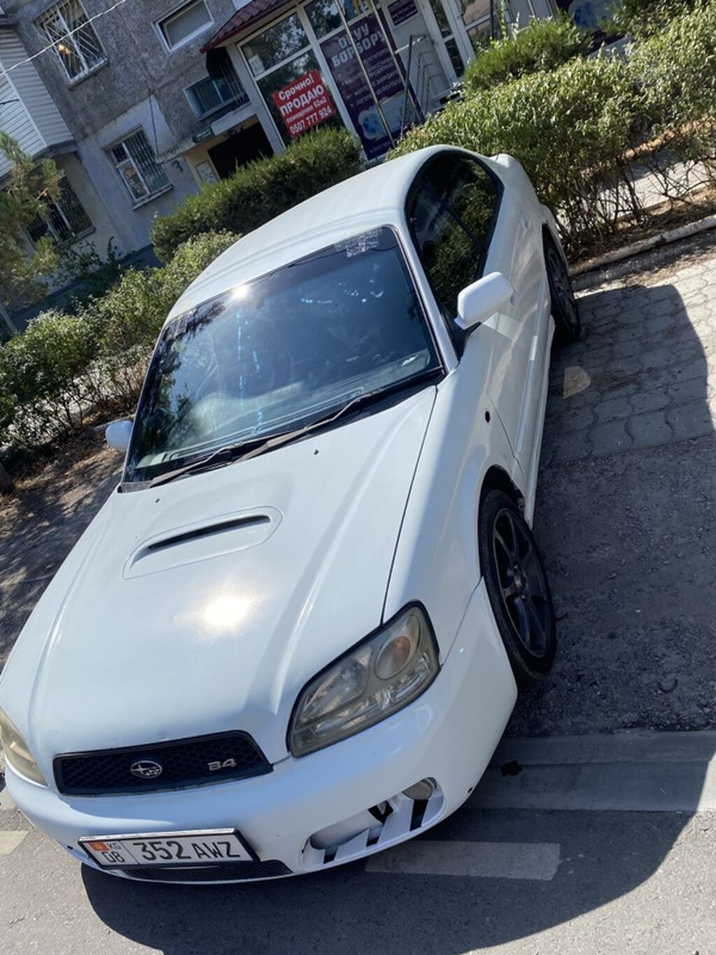 Subaru Legacy: 2000 г., 2 л, Седан: фото 2