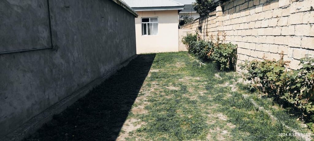 Satılır Həyətyanı torpaq sahəsi olan fərdi yaşayış evi - Təkmərtəbəli