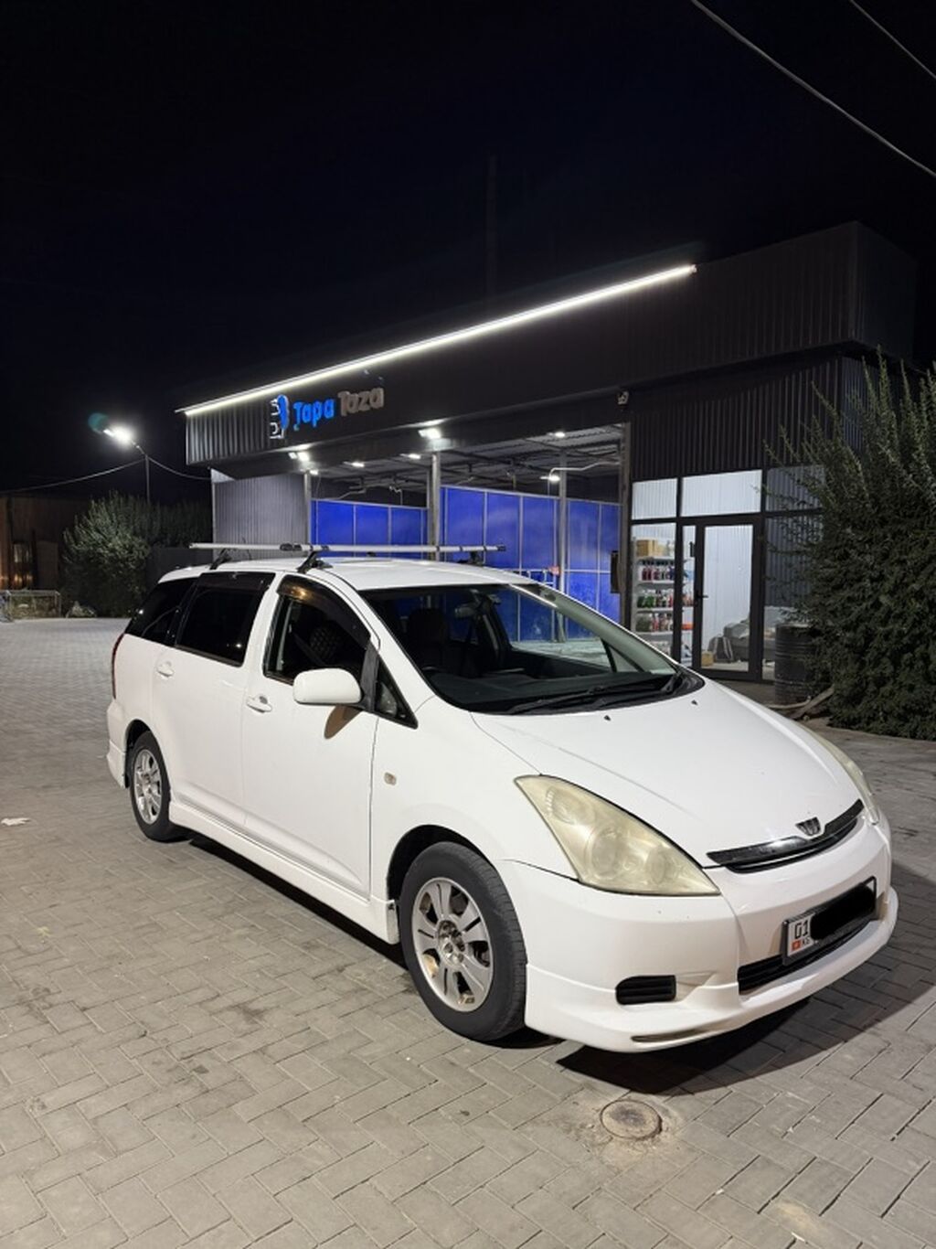Toyota WISH: 2004 г., 1.8 л, Автомат, Бензин, Минивэн: фото 3