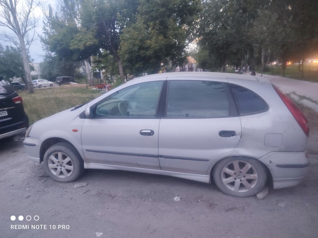 Nissan Almera Tino: 2002 г., 2.2 л, Механика, Бензин, Минивэн: фото 4